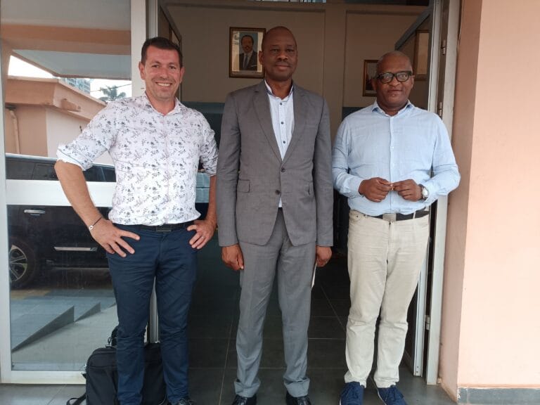 Lire la suite à propos de l’article Cameroun – Ngoumou